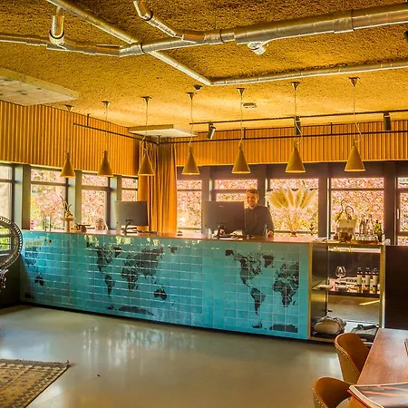 Hotel Hotel V Fizeaustraat 4*