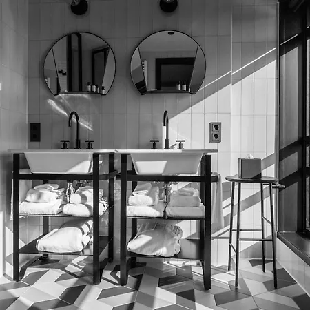 Hotel V Fizeaustraat Amsterdam