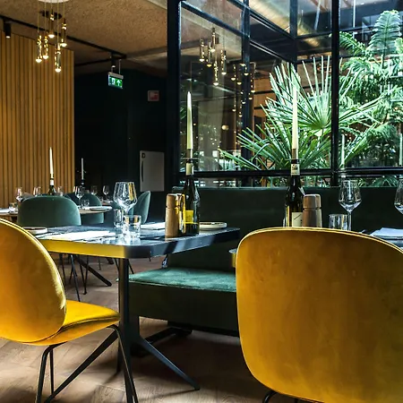 V Fizeaustraat Hotel