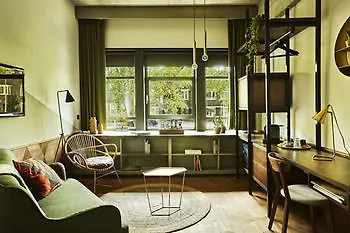 V Fizeaustraat 4*