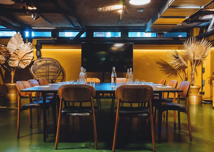 V Fizeaustraat Hotel