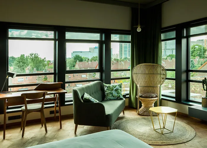 V Fizeaustraat Hotel 4*