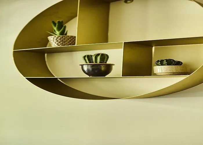 Hotel V Fizeaustraat 4*