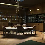 V Fizeaustraat Hotell 4*