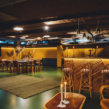 菲兹斯特拉酒店