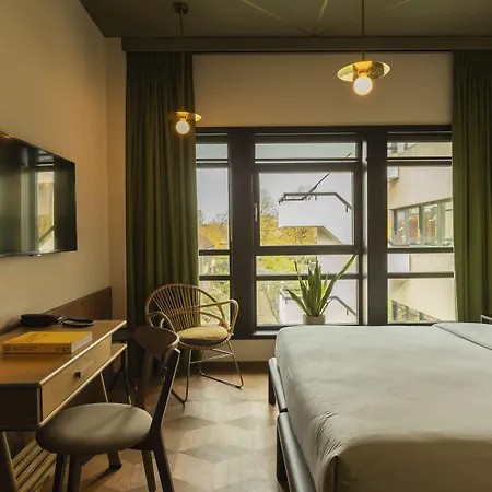 V Fizeaustraat Hotell
